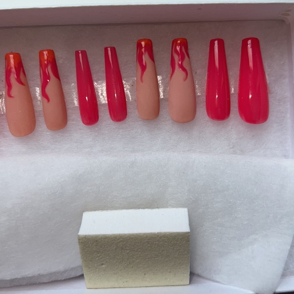 Pink Fire Nail Art Design Glue On Press On Nail Set - Picture 4 of 4